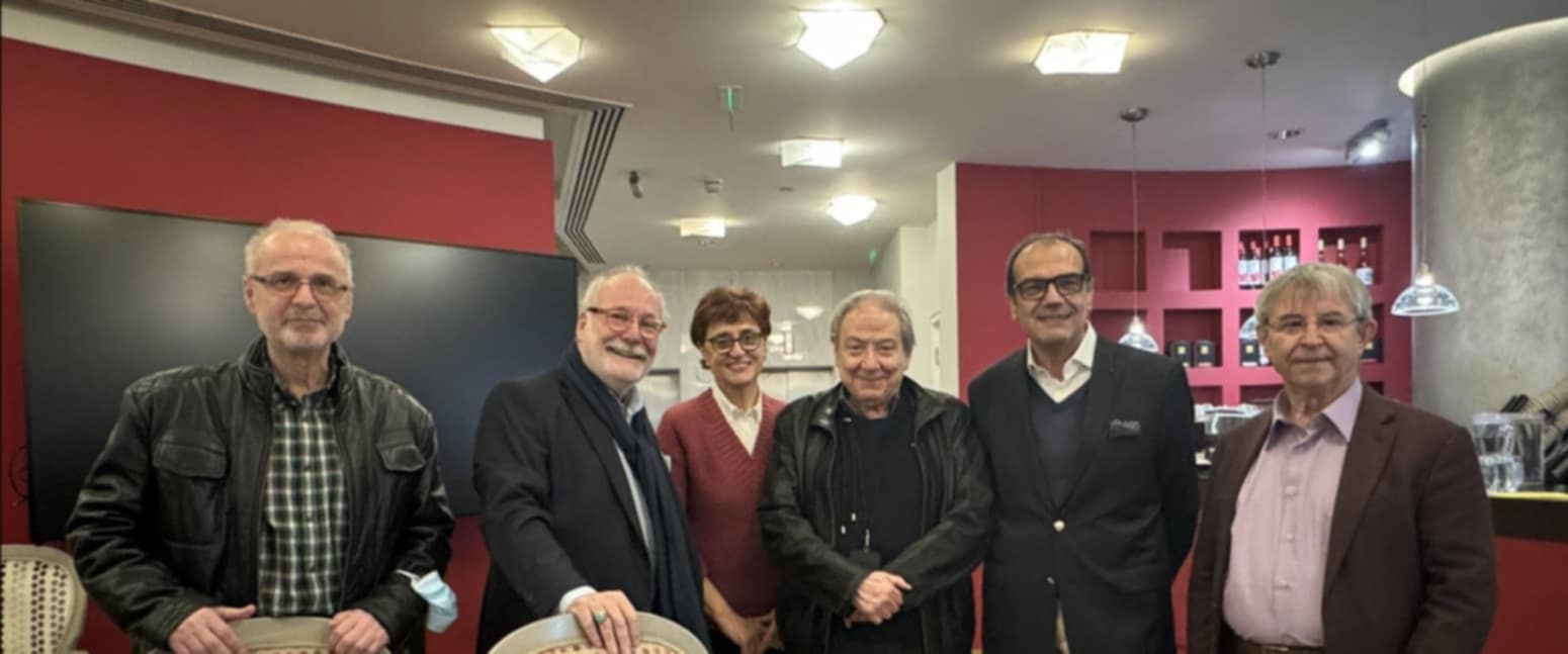 Ο ποιητής Αντώνης Σκιαθάς στο Ίδρυμα Θεοχαράκη