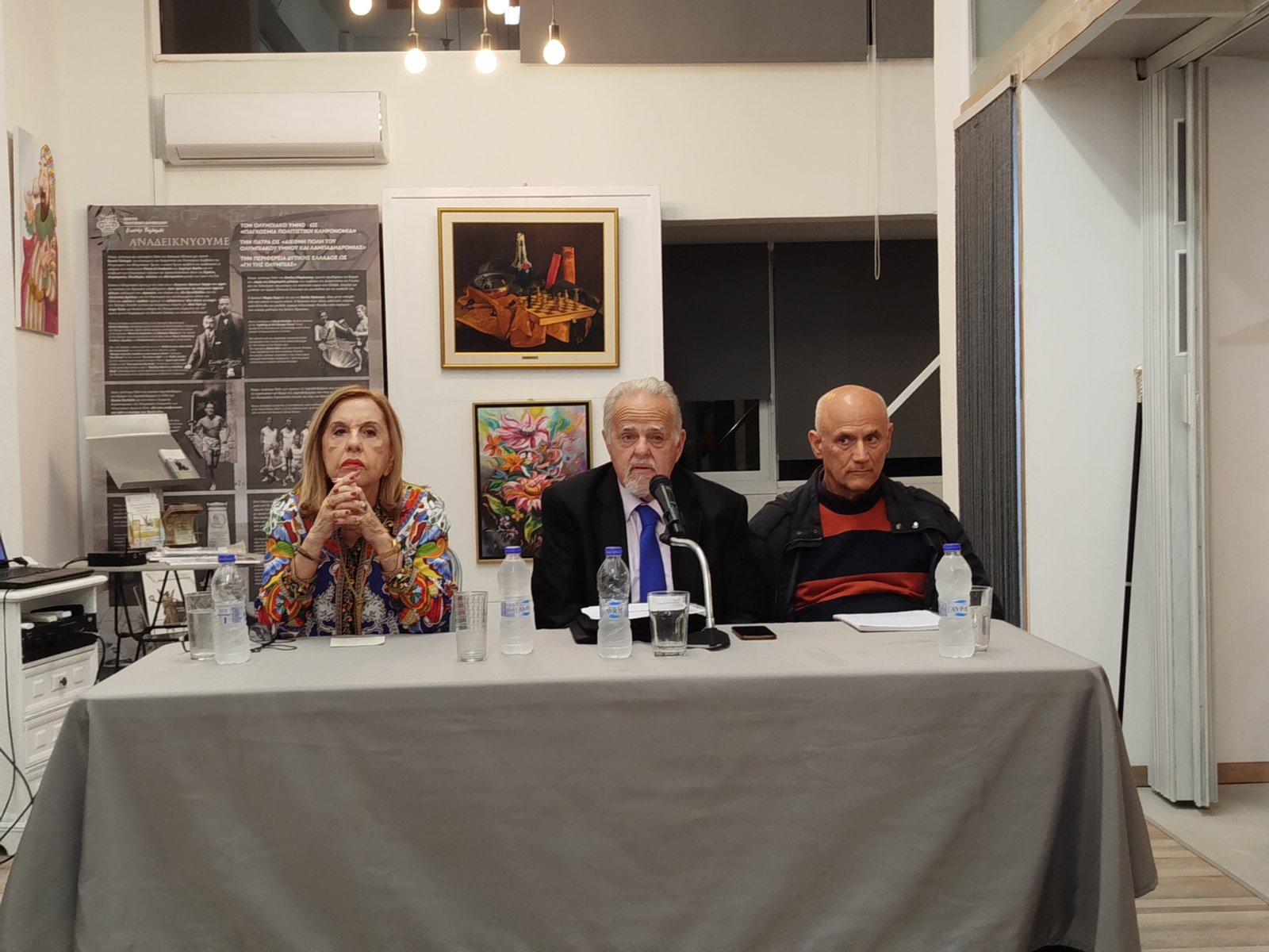 Το βιβλίο “Τάματα” του Δρα Παναγιώτη Καμπάνη,κατάκτησε τις καρδιές των Πατρινών.