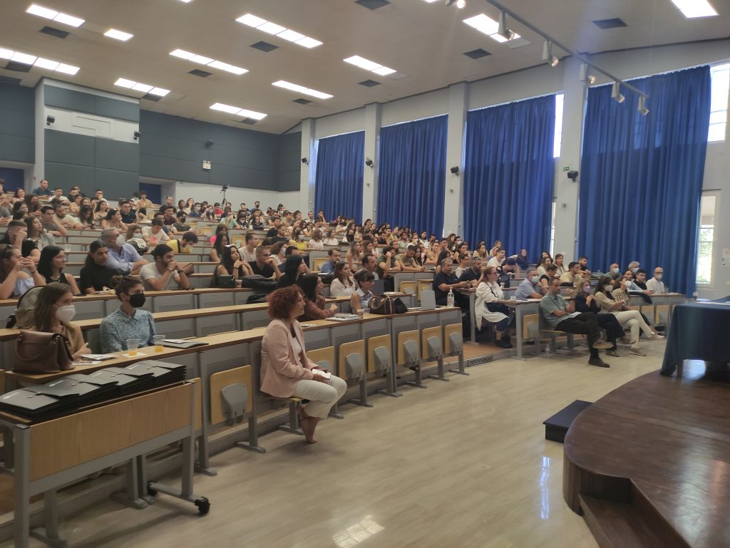 Αντιπρύτανης Πανεπιστημίου Πατρών Γιώργος Παναγιωτόπουλος: “Διαγραφή των «αιώνιων» φοιτητών/τριών. Αναγκαία μεταρρύθμιση και εξορθολογισμός ή κοινωνική αδικία και αποκλεισμός;”
