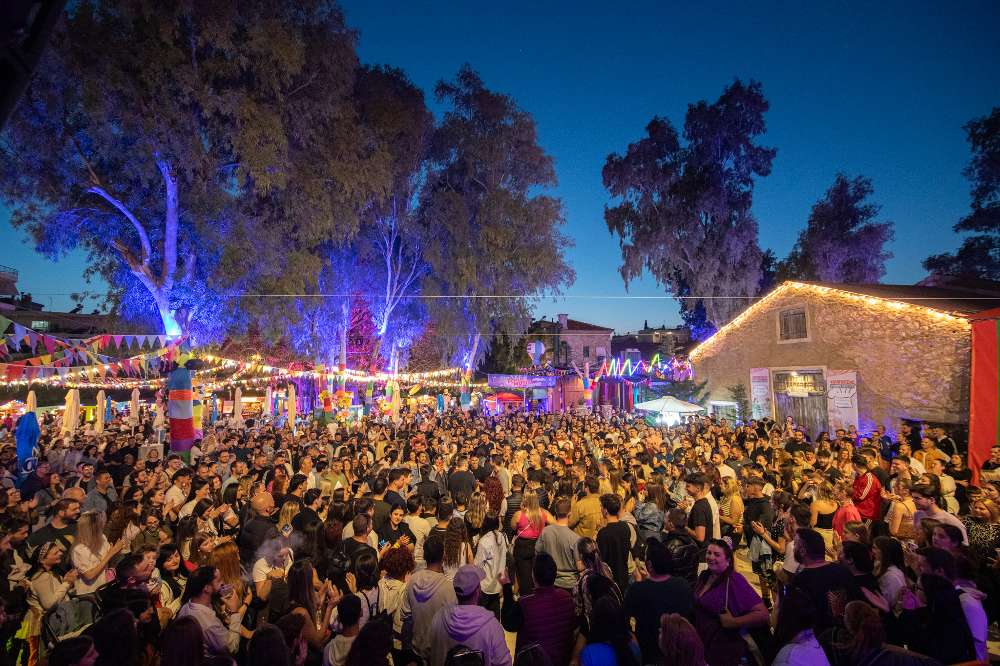 Tο Street Food & Music Fest Patras άνοιξε τις πύλες του – Δυναμικό ξεκίνημα με γεύσεις, μουσική και γέλιο!