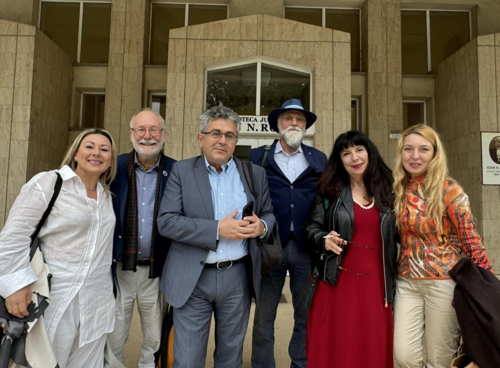 Ο ποιητής  Αντώνης  Δ. Σκιαθάς  σε ποιητική περιήγηση στην Ρουμανία 