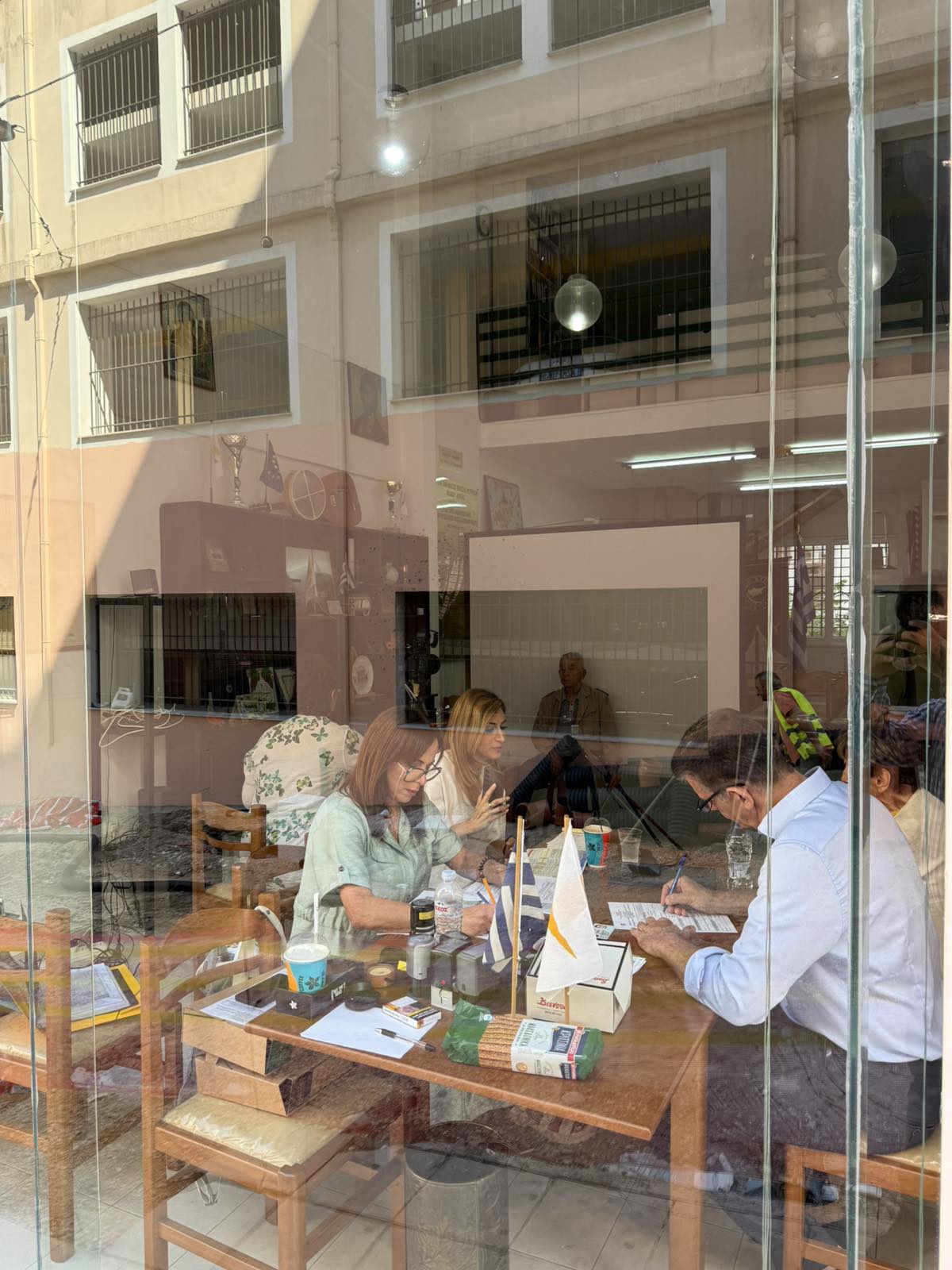 Κυπριακή Παρουσία στην Πάτρα:Εξυπηρέτηση χωρίς σύνορα για τους Κύπριους της Αχαΐας