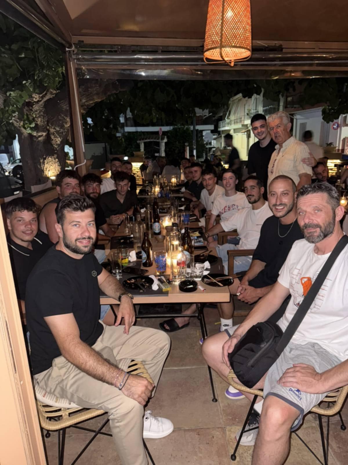 Δείπνο για το ποδοσφαιρικό ανδρικό τμήμα του Αιόλου Αγυιάς