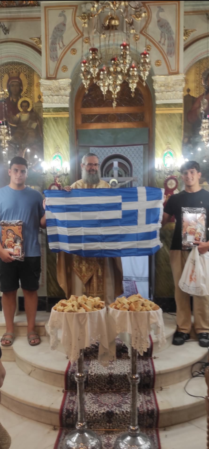 «Λαμπρή τιμή από την Ιερά Μητρόπολη Πατρών και την Ενορία Αγίου Ανδρέου Εγλυκάδος στους πρωταθλητές της Εθνικής Πόλο Εφήβων»