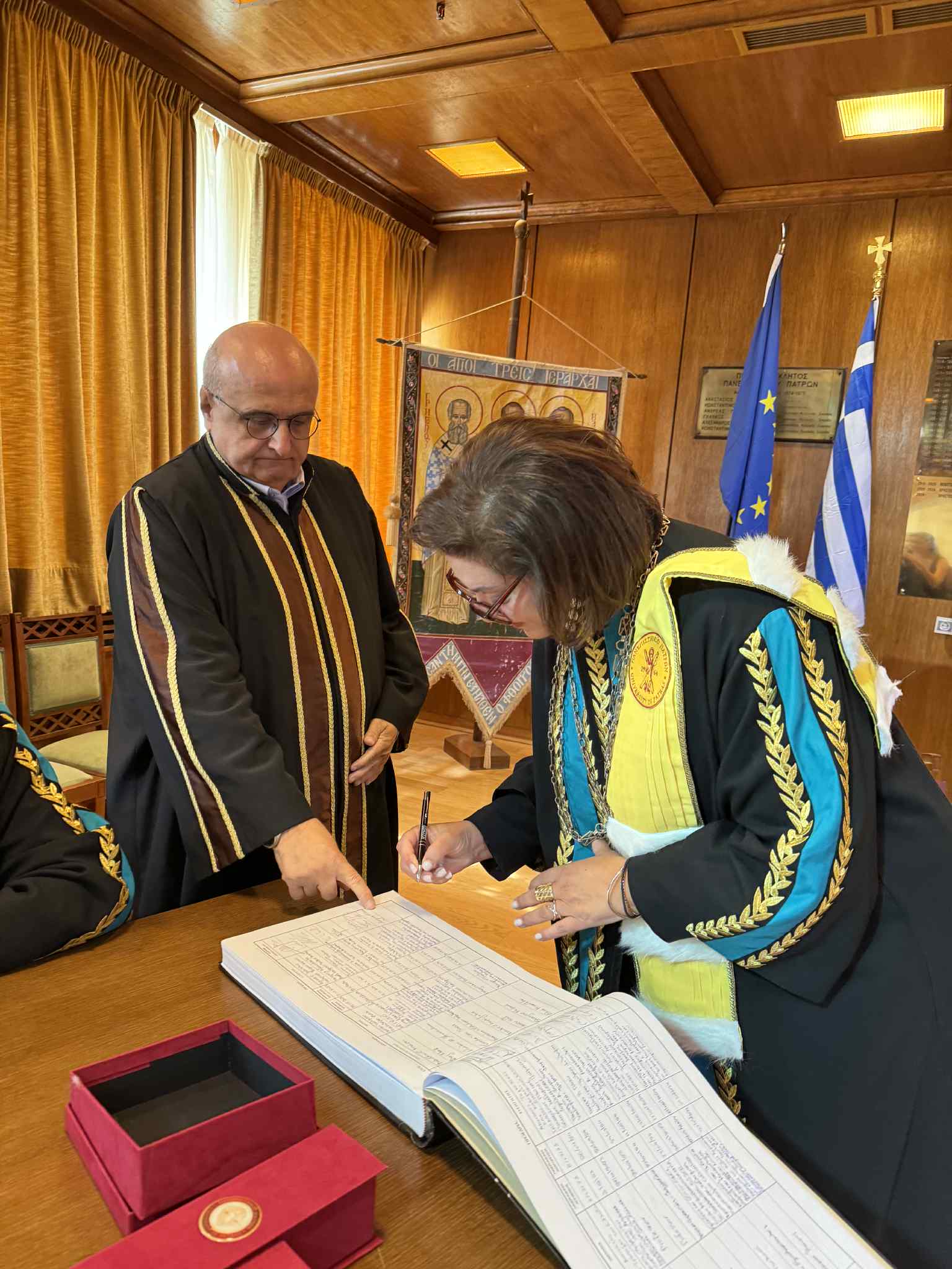 Η Υπουργός Παιδείας της Κύπρου Αθηνά Μιχαηλίδου Επίτιμη Διδάκτωρ του Πανεπιστημίου Πατρών
