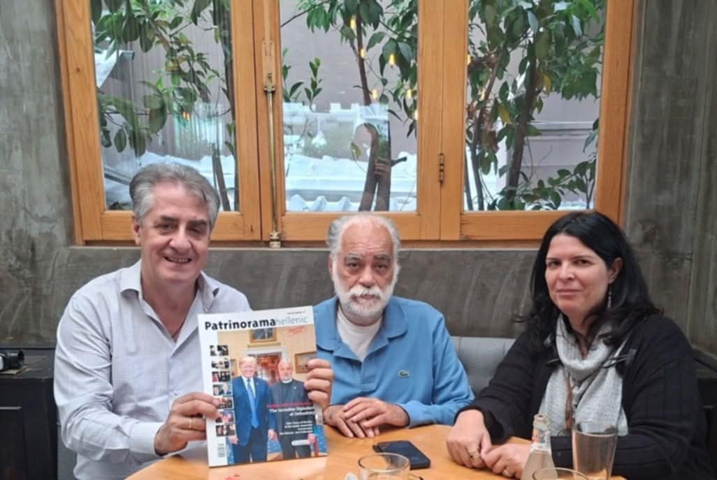 Αλέξανδρος Στεφανόπουλος : Εμπνευστής του αφιερώματος στον Father Alex Karloutsos στο Patrinorama hellenic”