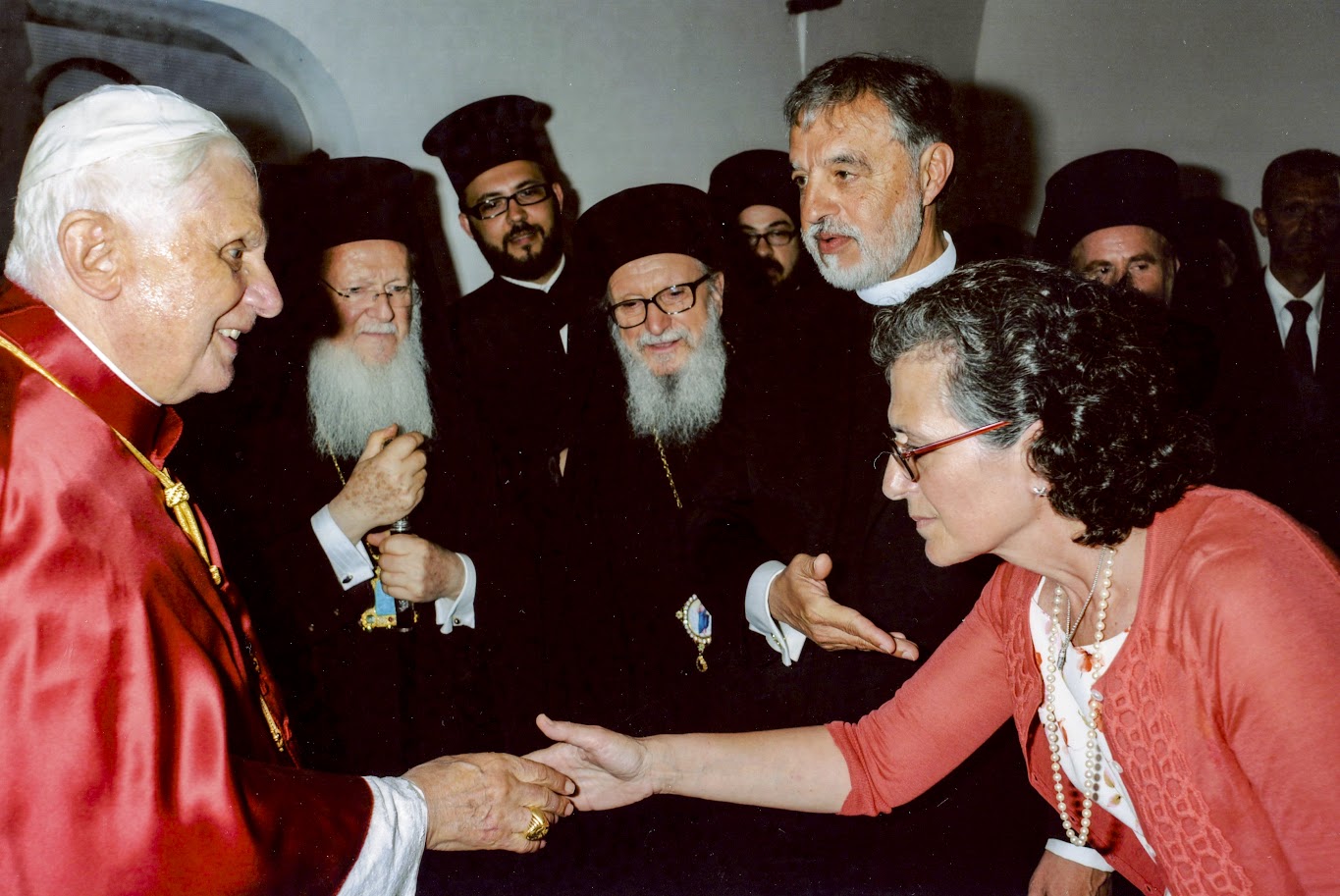 Father Alex Καρλούτσος: Ο «αόρατος διπλωμάτης» της Ορθοδοξίας και της Ομογένειας- special edition