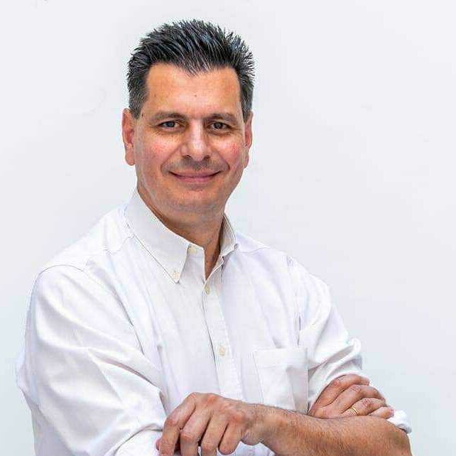 Πέτρος Ψωμάς:”H Δημοκρατία στην Πάτρα νοσεί ! “