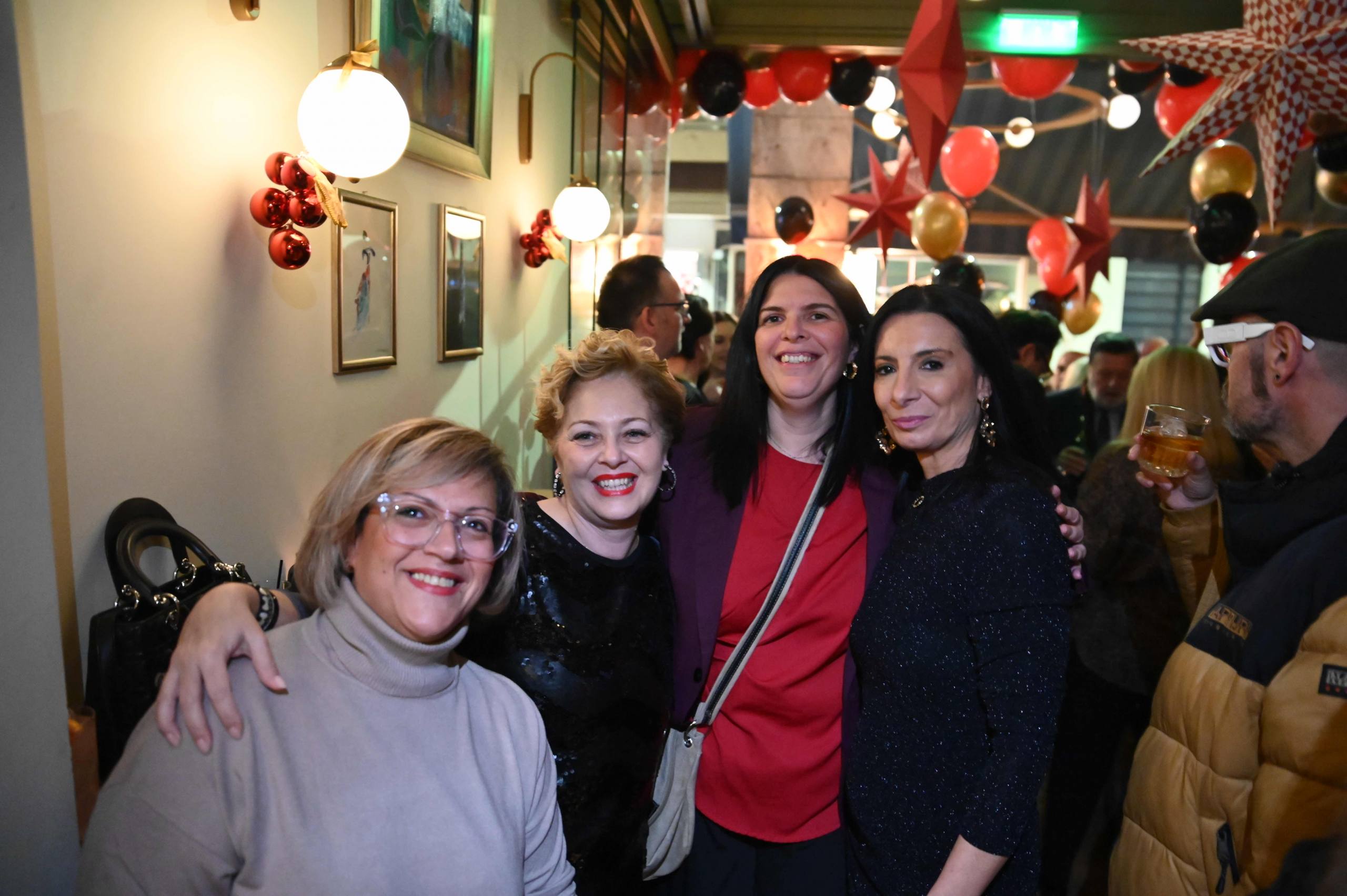 Ασημάκης Παπαδάτος Μέντης  Τα πάρτι που έγιναν κεφάλαιο της κοσμικής ζωής της Πάτρας