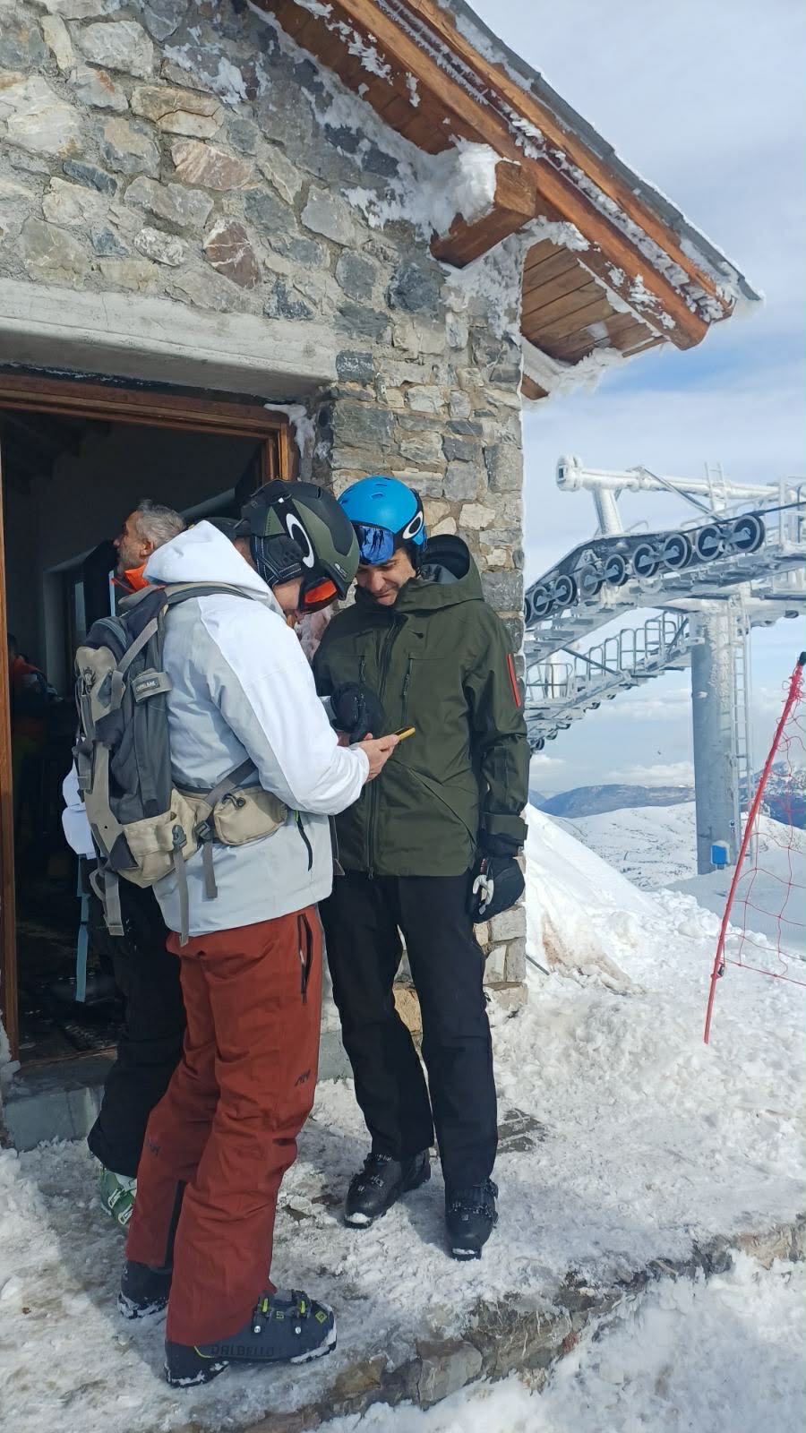 Πρωινή απόδραση στο χιόνι: Ο Κυριάκος Μητσοτάκης «έσκασε» ξαφνικά στα Καλάβρυτα- Αποκαλυπτικές ΦΩΤΟ