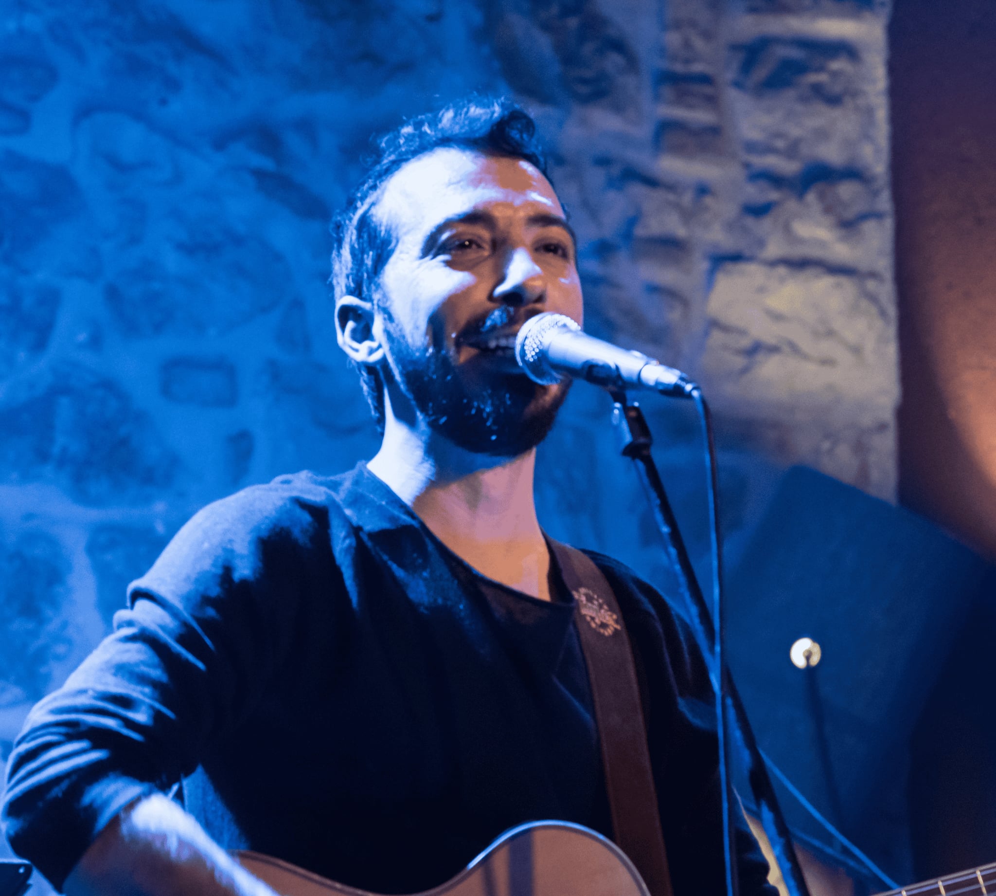 «Η βουτιά στο φως: Ο Γιάννης Λίόλιος ανοίγει την καρδιά του στο ¨π¨»