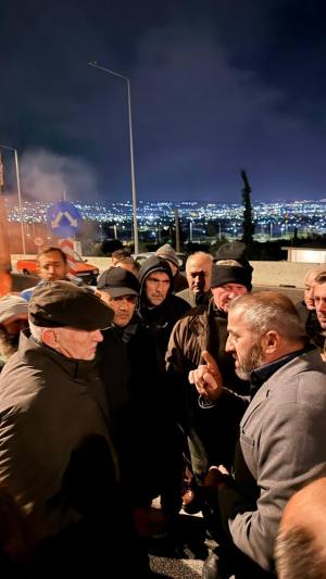 Ο Γιώργος Α. Παπανδρέου από την Εγλυκάδα στο πλευρό των αγροτών: Δικαιοσύνη, όχι υποσχέσεις.