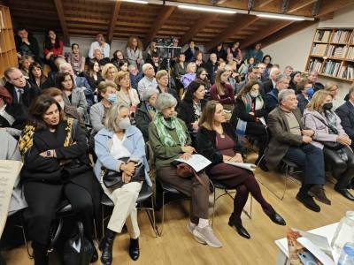 “Πλημμύρησε” ο Κεραμεικός από την Ιστορία του Μεσολογγίου