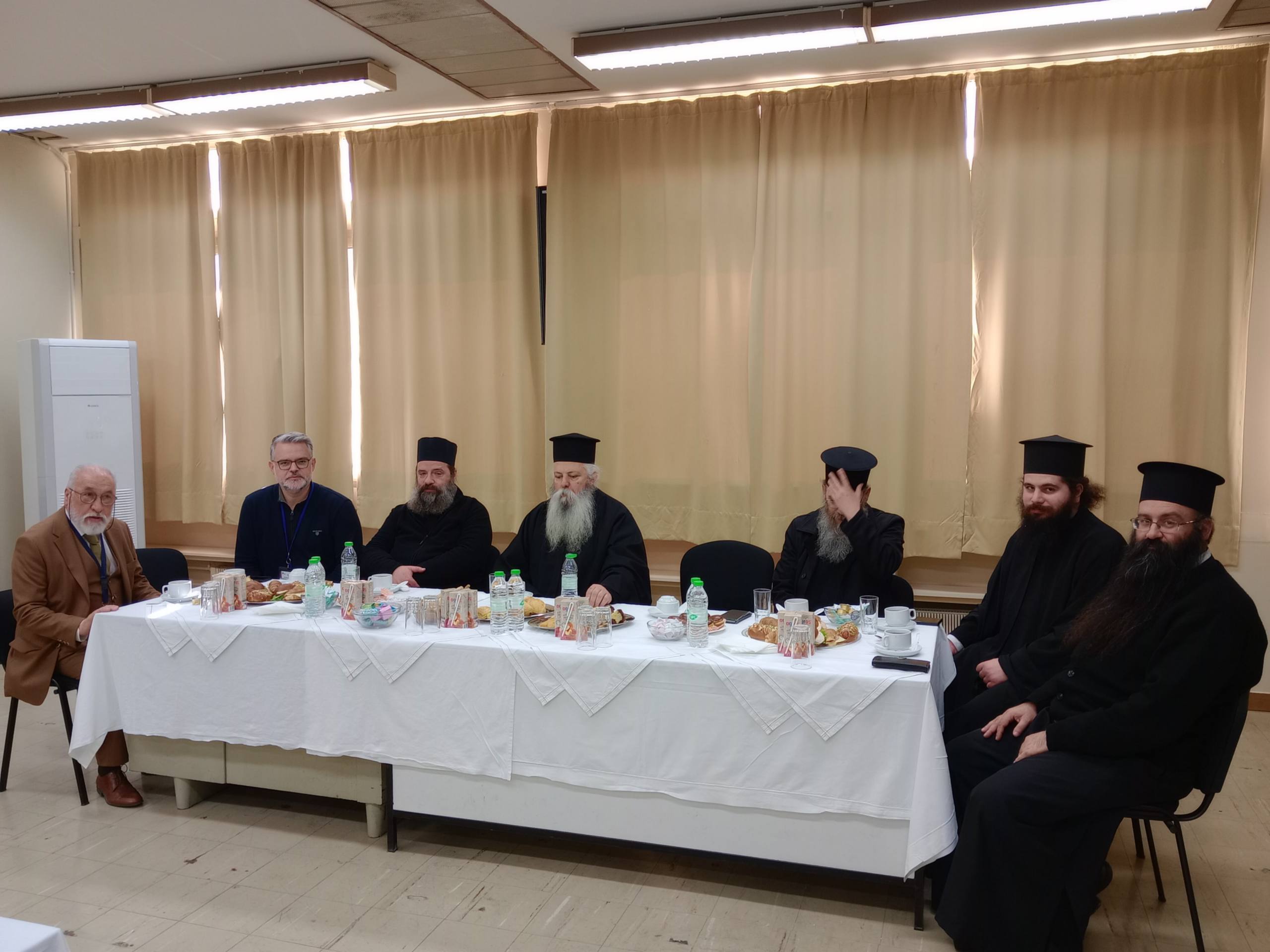 Με τη συμμετοχή διοίκησης και προσωπικού τιμήθηκε η εορτή του Αγίου Χαραλάμπους στο Νοσοκομείο «Άγιος Ανδρέας» Πατρών
