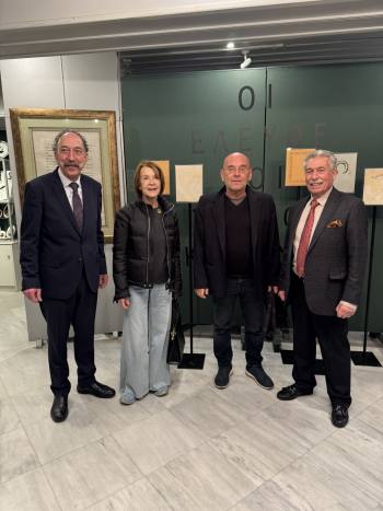 Εντυπωσιακά τα εγκαίνια της επετειακής έκθεσης «Οι Ελεύθεροι Πολιορκημένοι» – Κοσμοσυρροή στη «Διέξοδο»