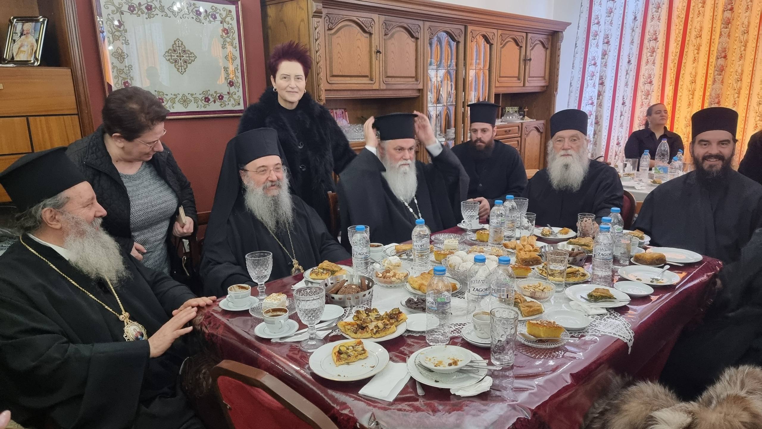 «Η Πάτρα τίμησε με  μεγαλοπρέπεια τον Θεοφιλέστατο Μητροπολίτη Κερνίτσης κ.κ. Χρύσανθο Στελλάτο»