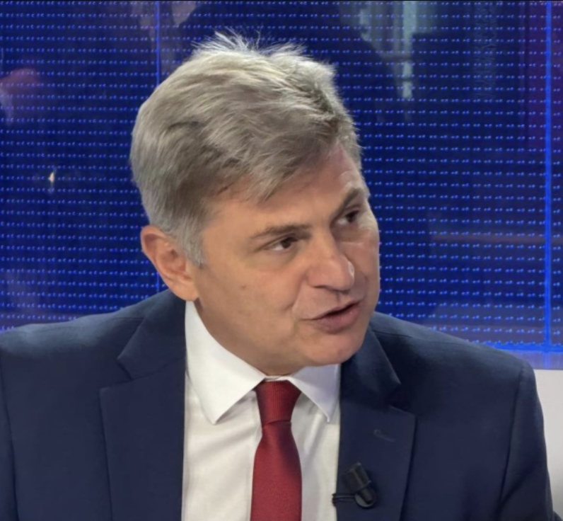 Ο Ευρωβουλευτής Νικόλαος Φαραντούρης, ομιλητής στη διημερίδα για τα funds και τα κόκκινα δάνεια