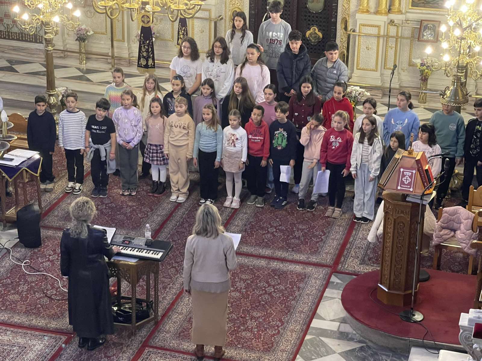«ΜΑΝΑ ΠΑΝΑΓΙΑ»: Μια μυσταγωγική συνάντηση πίστης και μουσικής από την «Πανύμνητο», στην Πάτρα