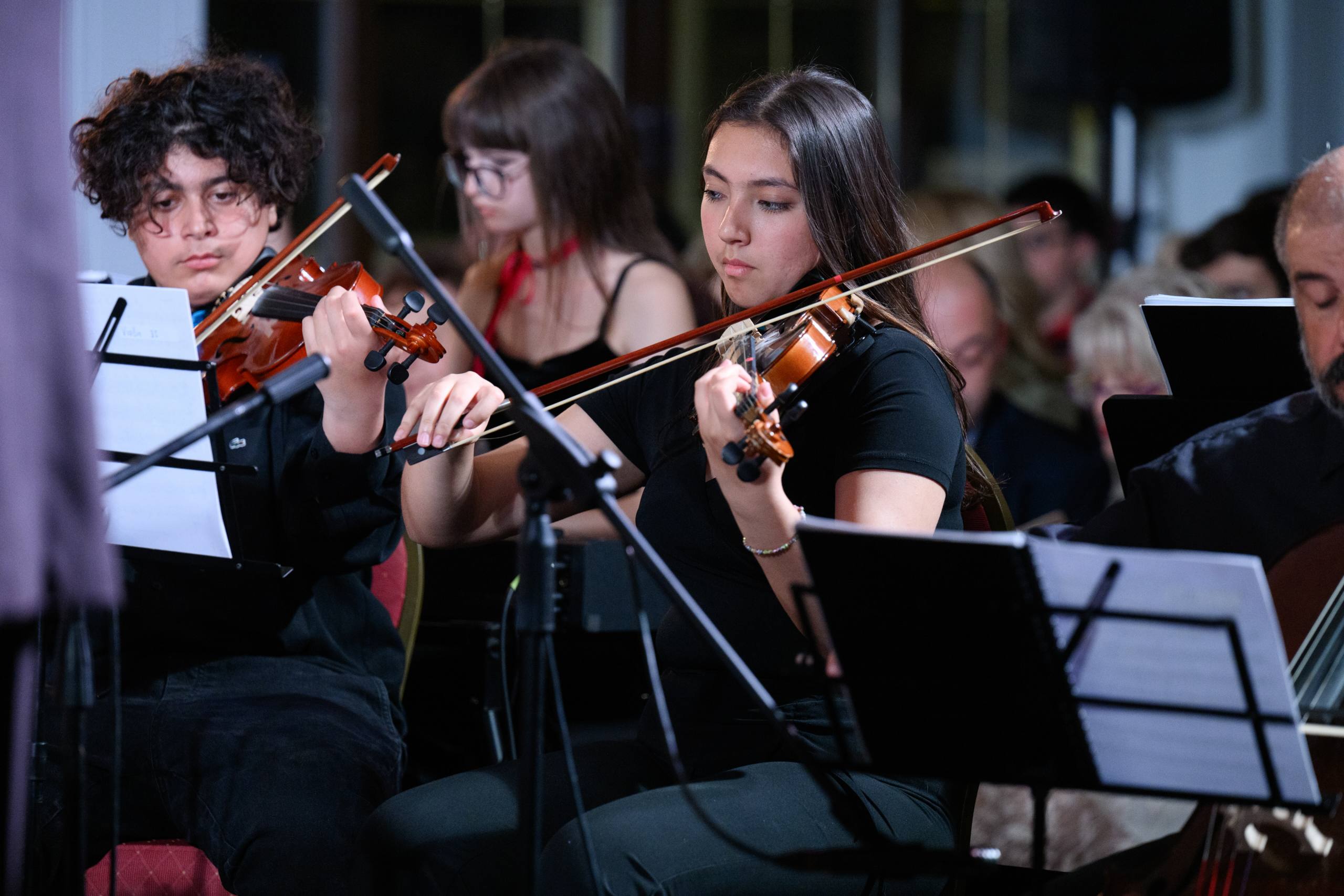 Θρίαμβος για τη “Youth Orchestra Patras” στις «Νότες Ρομαντισμού και Νοσταλγίας» από το “Patrinorama Hellenic”