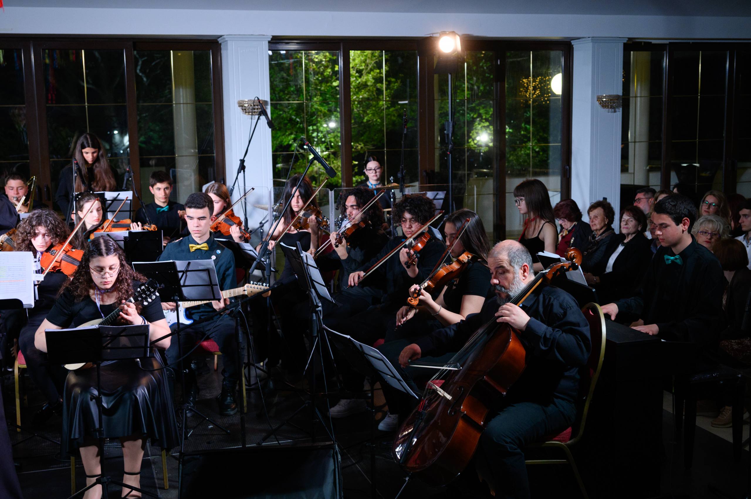Θρίαμβος για τη “Youth Orchestra Patras” στις «Νότες Ρομαντισμού και Νοσταλγίας» από το “Patrinorama Hellenic”