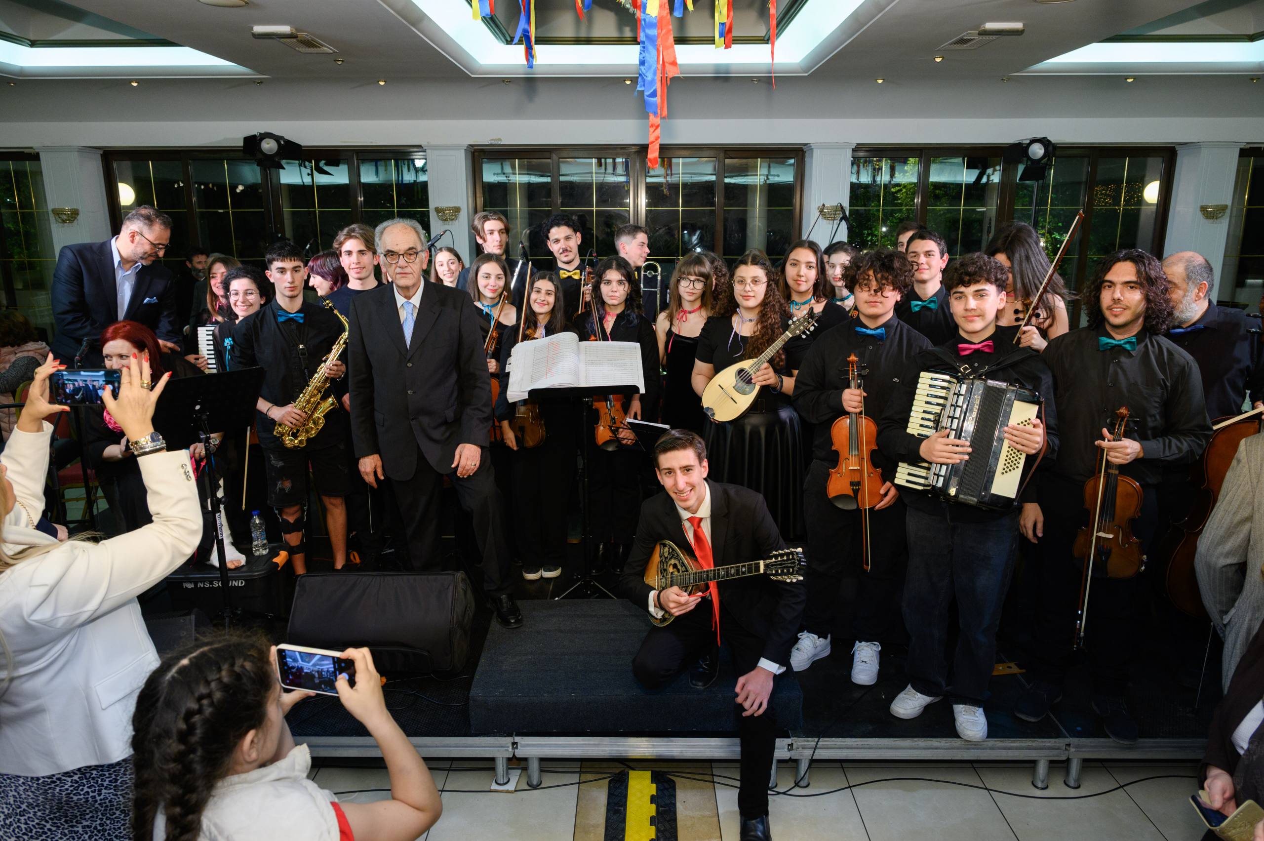 Θρίαμβος για τη “Youth Orchestra Patras” στις «Νότες Ρομαντισμού και Νοσταλγίας» από το “Patrinorama Hellenic”