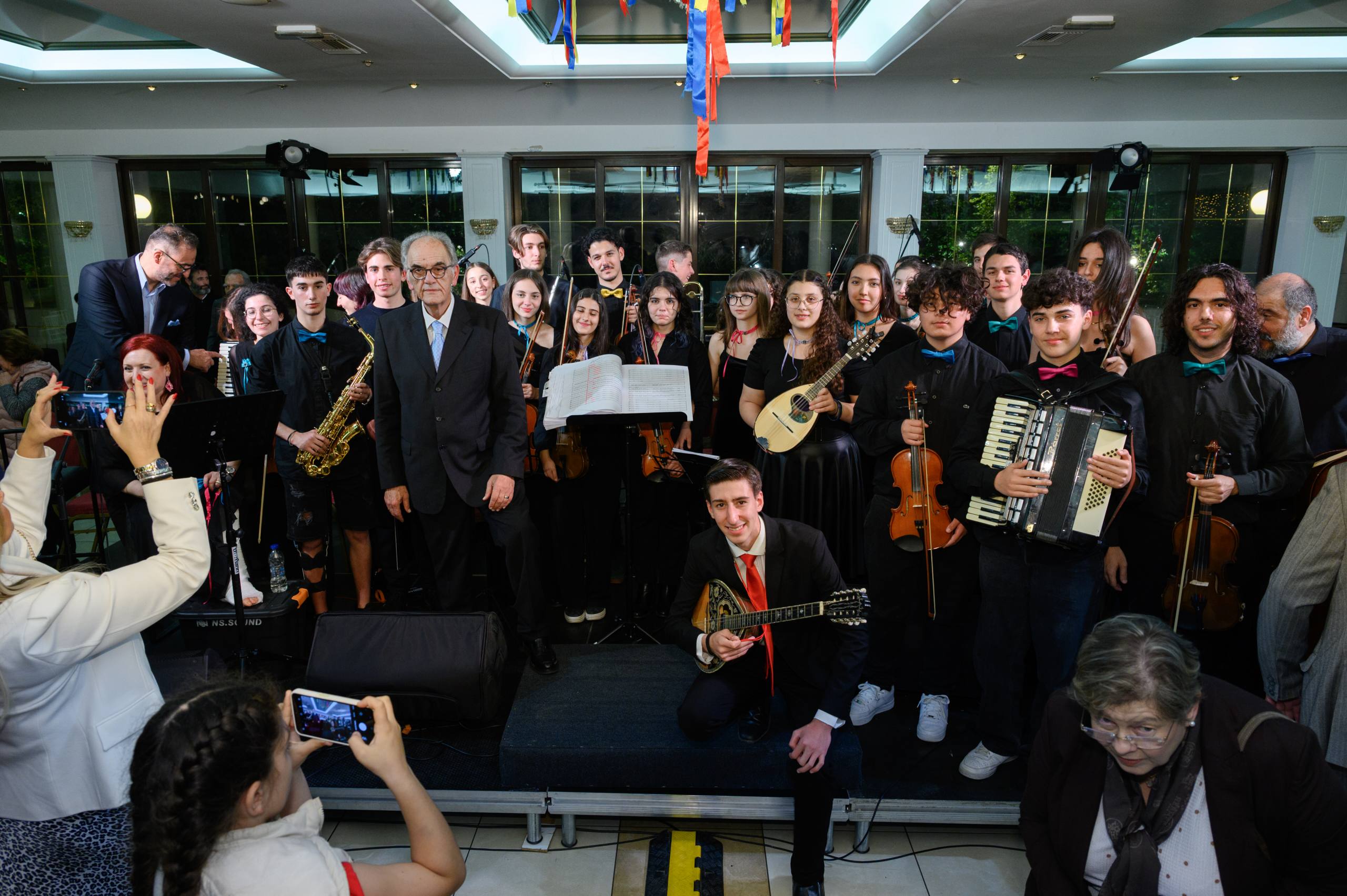 Θρίαμβος για τη “Youth Orchestra Patras” στις «Νότες Ρομαντισμού και Νοσταλγίας» από το “Patrinorama Hellenic”