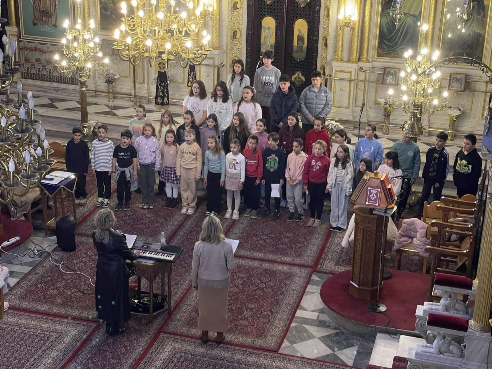 «ΜΑΝΑ ΠΑΝΑΓΙΑ»: Μια μυσταγωγική συνάντηση πίστης και μουσικής από την «Πανύμνητο», στην Πάτρα