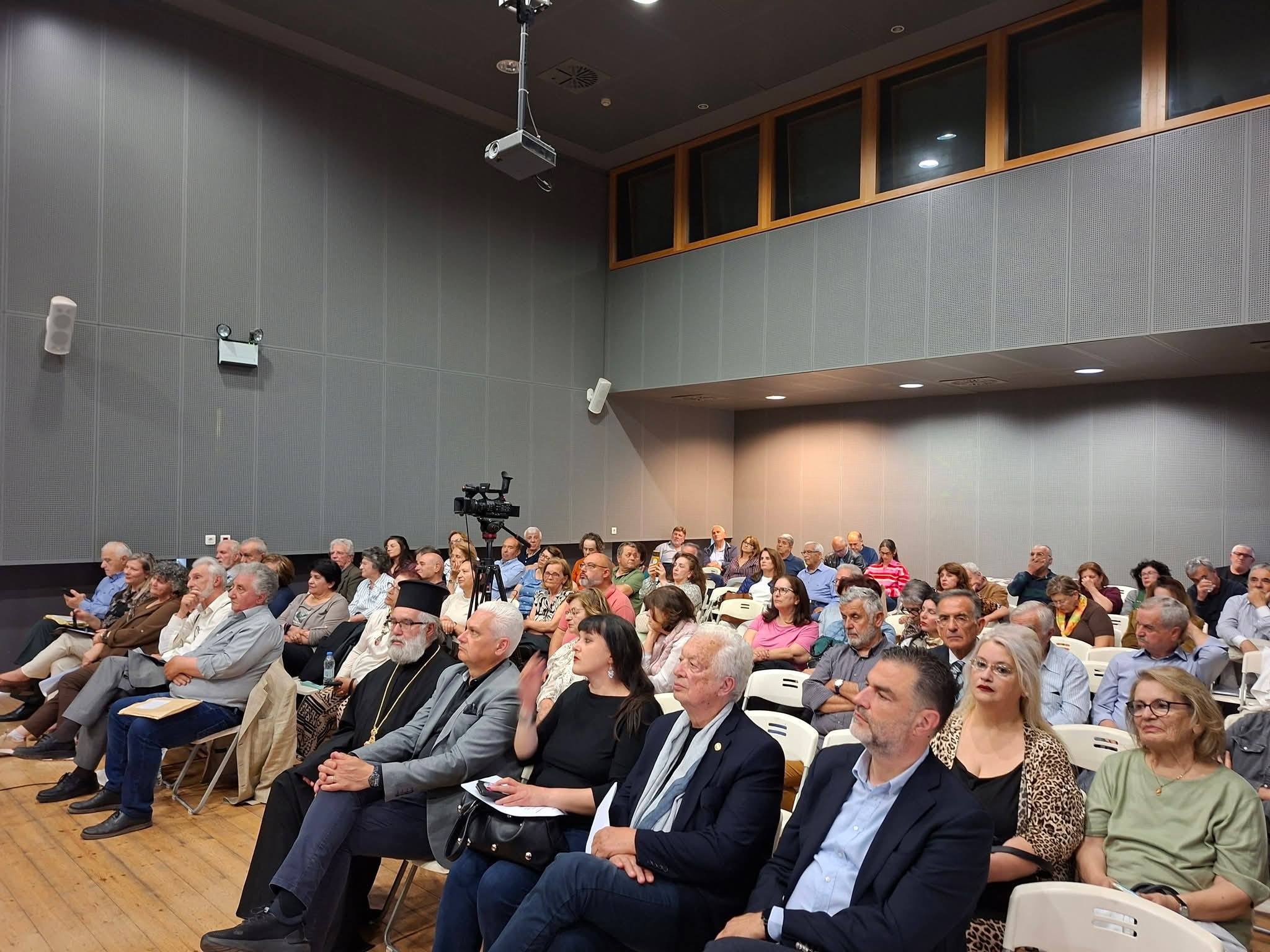 Η Πάτρα ύψωσε τη φωνή του πνεύματος σε μια ιστορική βραδιά αφιερωμένη στον Αθανάσιο Νασιόπουλο