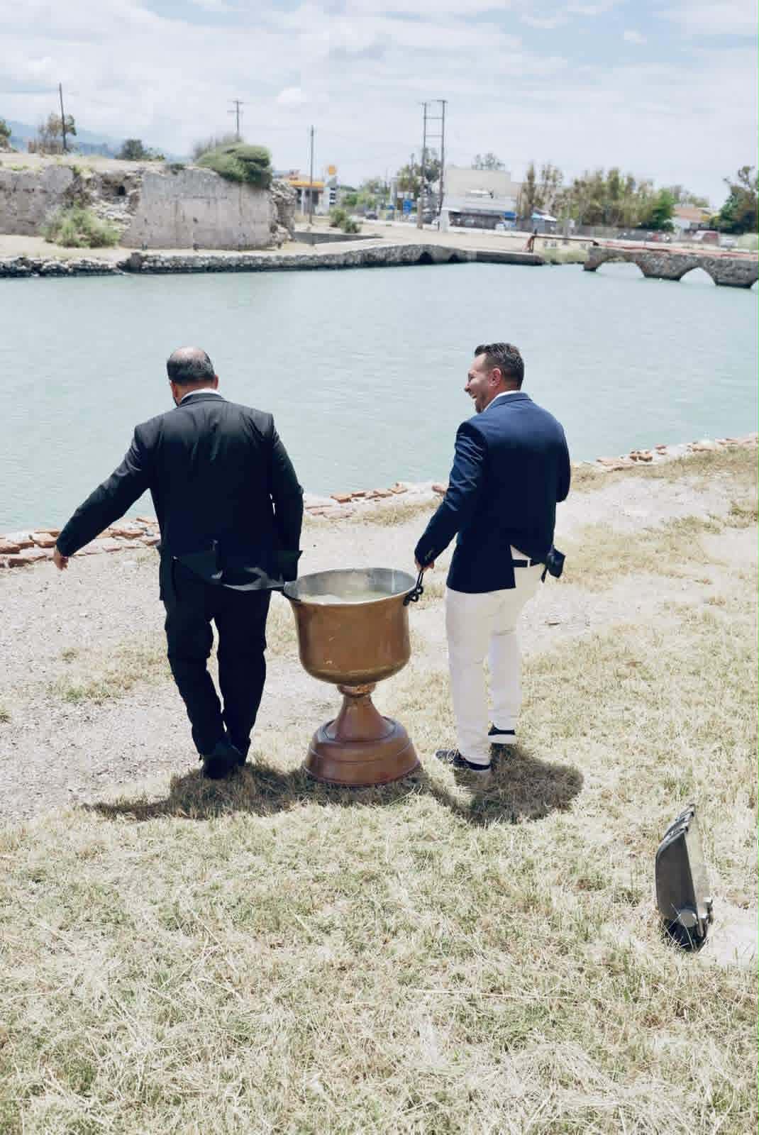 Λαμπερή βάφτιση στο Ρίο για τον μικρό Νικόλαο Κολλιόπουλου με έντονο άρωμα Ολυμπιακού