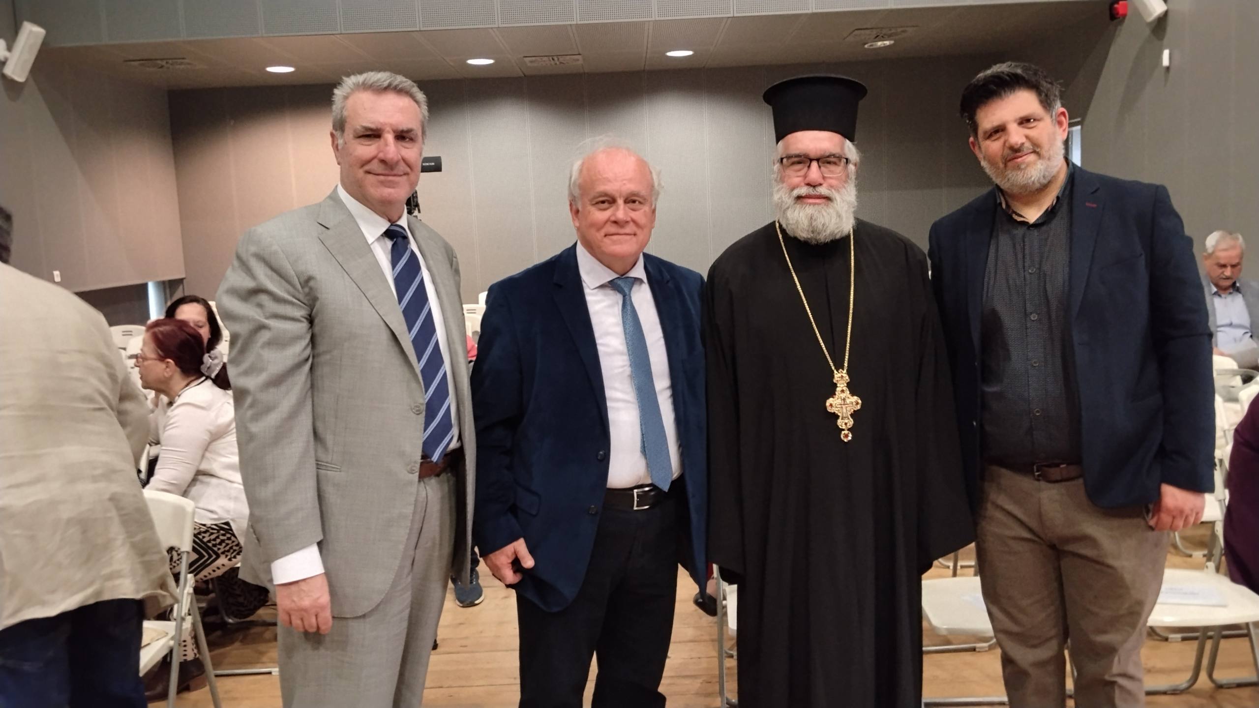 Η Πάτρα ύψωσε τη φωνή του πνεύματος σε μια ιστορική βραδιά αφιερωμένη στον Αθανάσιο Νασιόπουλο