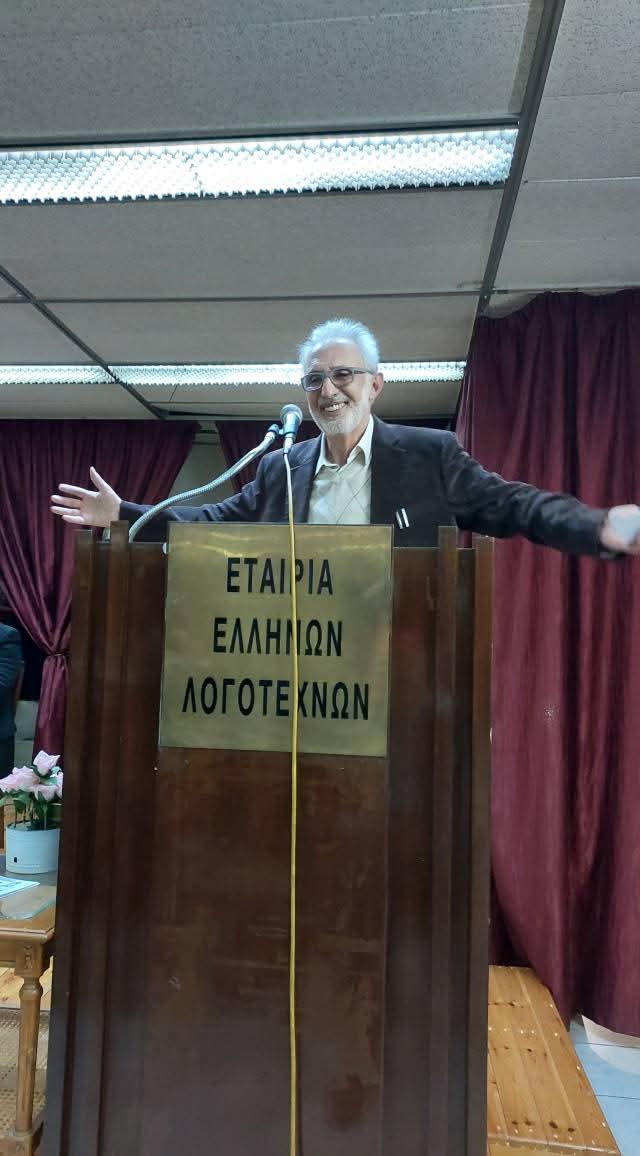 Στις ρίζες της μνήμης και της ποίησης, ο Γιώργος Ανωγειάτης ανοίγει την ψυχή του στο “π”