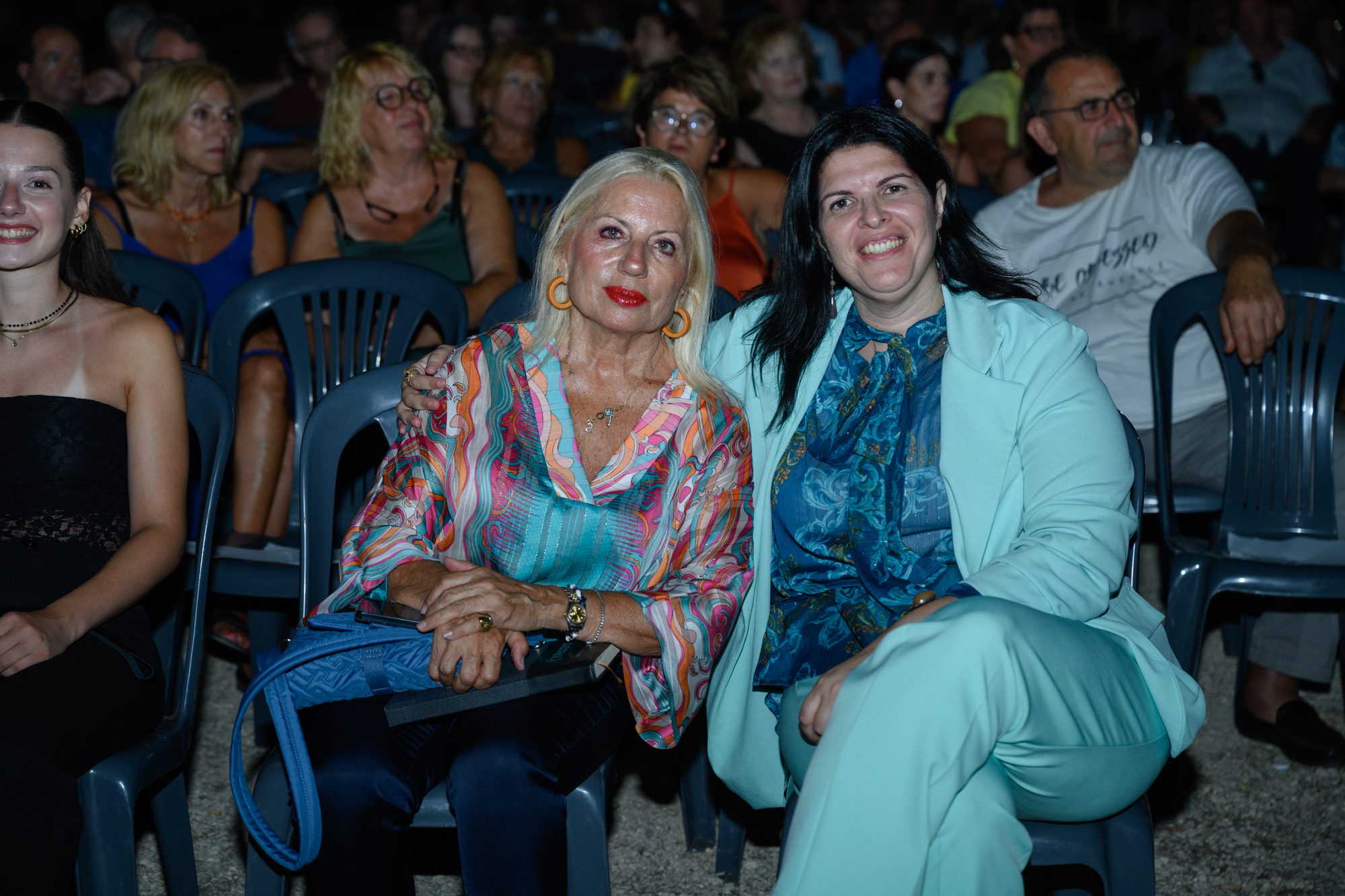 Βασίλης Λέκκας: Μια βραδιά γεμάτη Φώς – Η μουσική έγινε δύναμη προσφοράς και ελπίδας.