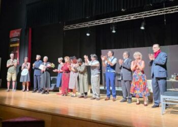 Θεατρική Ομάδα εκπαιδευτικών “ΡΩΓΜΗ”: Δύο σημαντικές διακρίσεις στο 22ο Φεστιβάλ Ερασιτεχνικού Θεάτρου Κορίνθου.