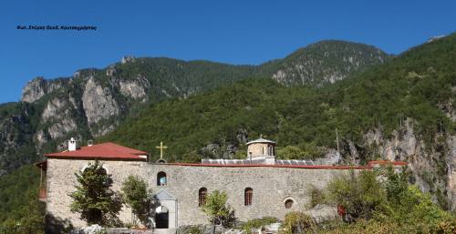 Mετά την Δασική πυρκαγιά στην Κόνιτσα να ξεκινήσει μελέτη για την κατασκευή δρόμου προς την Ι. Μονή Στομίου